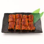 【予約】 加工地 中国 【冷凍】うなぎ蒲焼切落し 300g 【4月20日～4月25日配送】