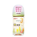 【3ヶ月頃～】ピジョン 母乳実感 哺乳びんプラスチック 240ml（Tree）