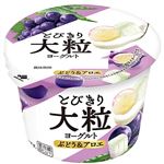 北海道乳業 とびきり大粒ヨーグルトぶどう＆アロエ 120g