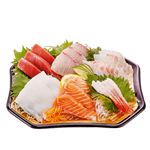お刺身盛り合せ（中とろ・えび入）6点盛り  1パック※お刺身のネタは仕入れによって変更になる場合がございます。