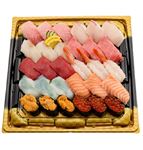 【予約商品】【魚屋の鮨】 魚屋のにぎり鮨（いくら・うに・えび入）30貫 1パック 【8月9日～8月15日のお受取り】