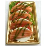 サーモンのカプレーゼサラダ 1パック 【11月20日～11月23日のお受取り】